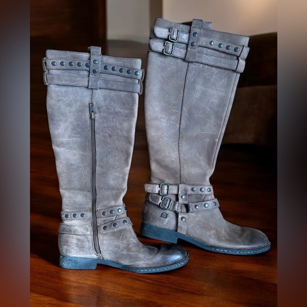 BORN Leather Riding Boots with Studded Buckles and Beautiful Detailing Size 7.5 - Picture 6 of 9